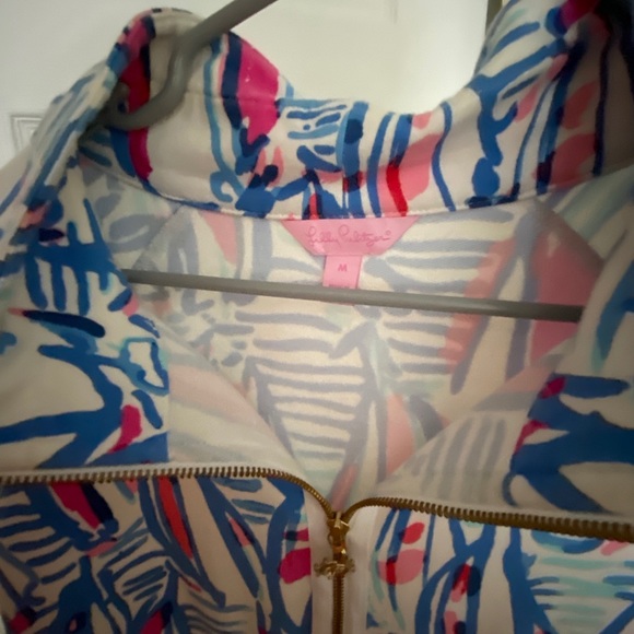 Lilly Pulitzer Red Right Return 1/2 Zip Medium - Picture 2 of 2